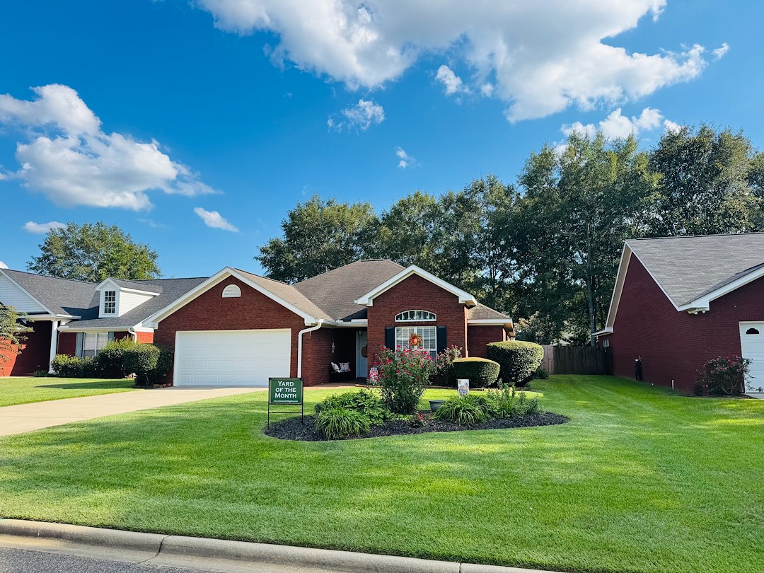 Lawn Transformation, Dothan, AL Thumbnail